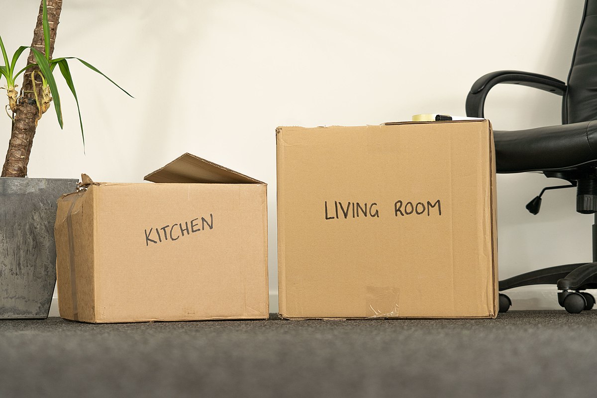 How to Pack Your Kitchen While Moving?