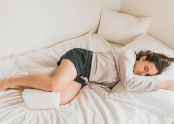 How to Choose the Perfect Knee Pillow for a Restful Sleep